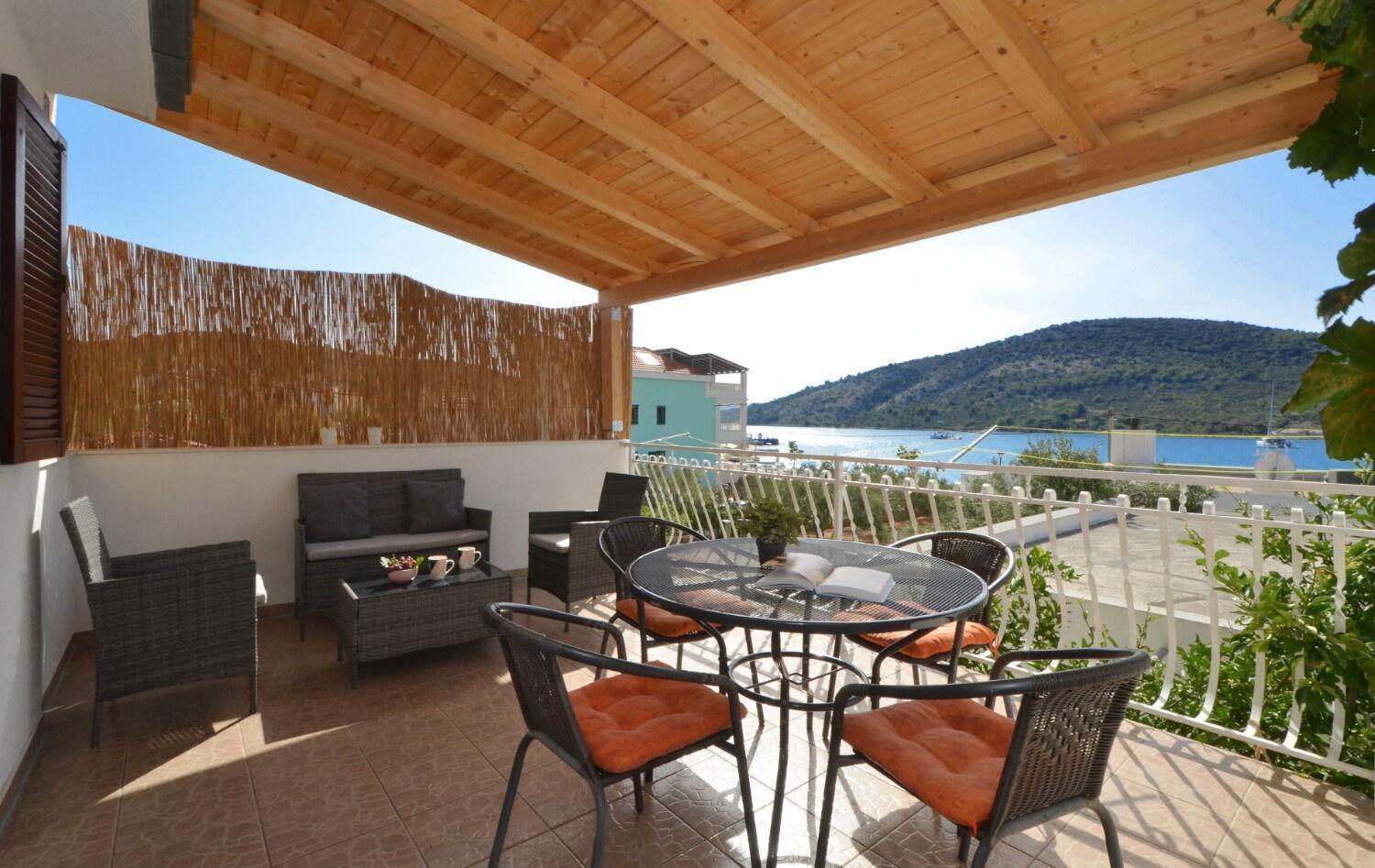 Apartments Paz Vinišće Exterior foto